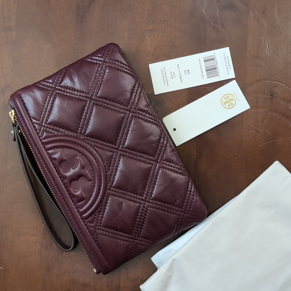 Tory Burch Fleming Soft Waxed Wristlet
